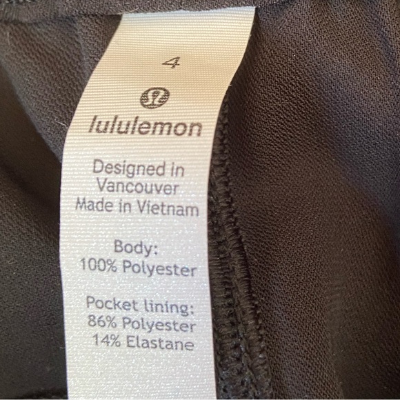 Lululemon - Wide-legged pants - Only worn once - Picture 3 of 3